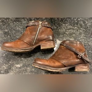 AS98 booties size 38